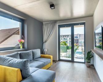 R31 Residence - Sárvár - Sala de estar