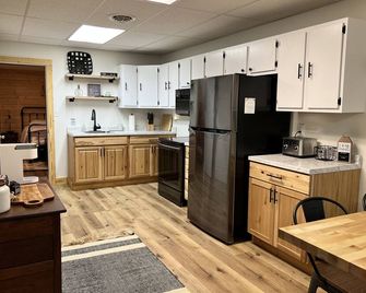 LakeWay II- 4 min from US-41 and Lake Sullivan - Sullivan - Cocina