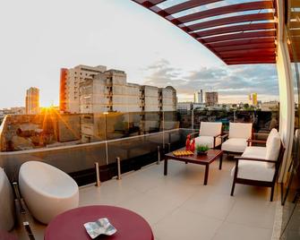 Hotel Mais1 - Campina Grande - Patio