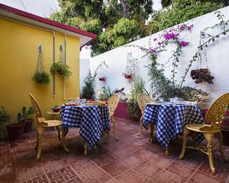 Hostal Leymar - Trinidad - Terasa