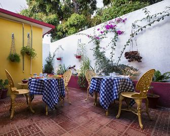 Hostal Leymar - Trinidad - Terasa