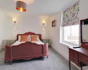 Master accommodation suite 3 sea view - Hastings - Bedroom