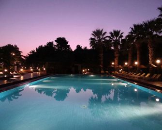 Denizati Holiday Village - Gümüldür Cumhuriyet - Piscina