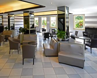 Hotel Sud Est By Fam Rossetti - Lavagna - Lobby