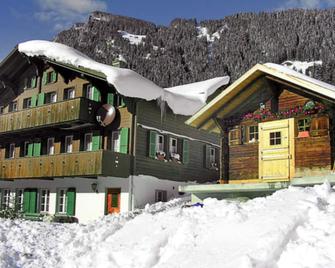 Apartment Chalet Auf dem Vogelstein-1 by Interhome - Grindelwald - Building