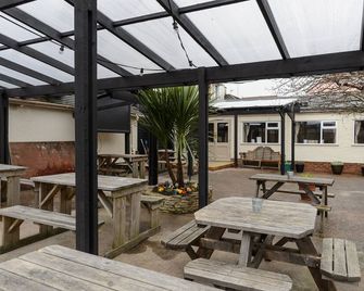 Balfour Arms - Sidmouth - Patio