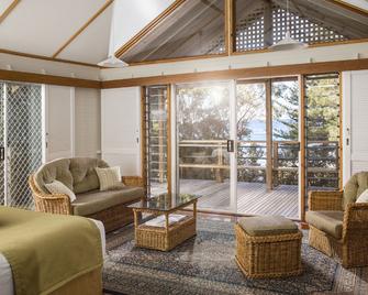 Kims Beachside Retreat - Toowoon Bay - Sala de estar
