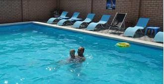 Hotel Lotos - Anapa - Svømmebasseng