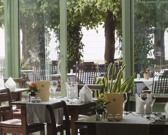 Schloss Hotel Dresden Pillnitz - דרזדן - מסעדה