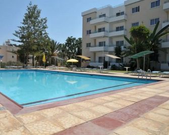 Debbiexenia Hotel Apartments - Protaras - Pool
