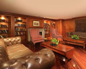Hotel Windsor House Inn By Geh Suites - Bogotá - Lounge