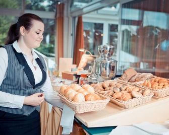 Parkhotel Bilm im Glück am Stadtrand Hannovers - Sehnde - Buffet