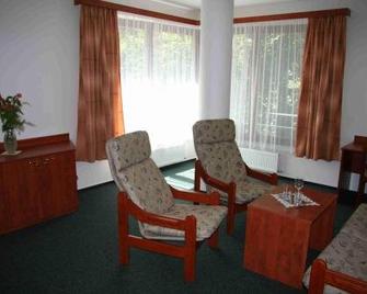Lazensky Hotel Park - Poděbrady - Living room