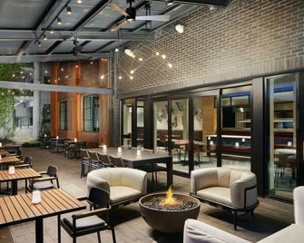 Hotel Indigo Tallahassee - Collegetown By IHG - Tallahassee - Restaurante