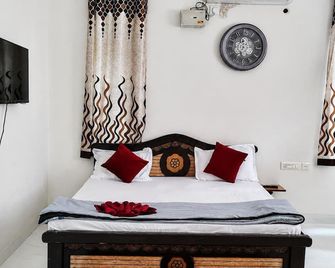 corporate Guest house - Turkapally
