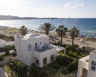 Villa Acquamarina Sul Mare - San Vito Lo Capo - Building