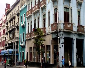 Yamila House - La Habana - Edificio