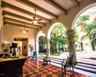 Hotel Merida - Mérida - Lobby