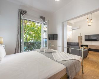 Athens Bright Suite by CloudKeys - אתונה - חדר שינה