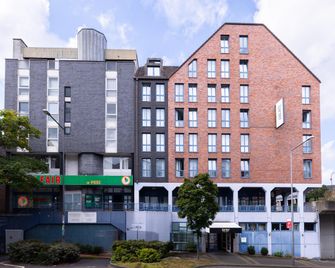 جارنر هوتل كولوني بورز - أيربورت باي آيتش جي - كولونيا - مبنى