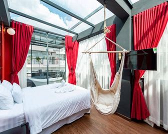 Language Exchange Hotel 3 - Ho Chi Minh City