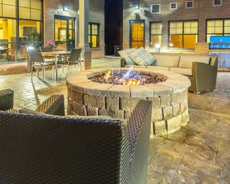 Residence Inn by Marriott - לקסינגטון - פטיו