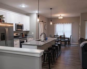 Brand New Duplex in Sycamore - Sycamore - Cocina