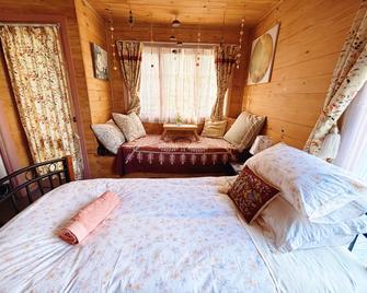 The Goat and Goose Bed & Breakfast - Lakes Entrance - Schlafzimmer