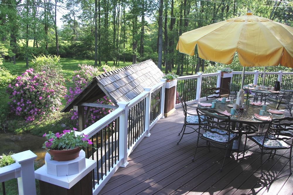 Hickory Bridge Farm Restaurant