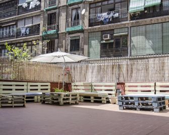 Bed & Art Barcelona - Barcelona - Patio