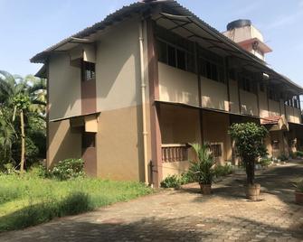 Sukhsagar Beach Resort - Colva - Bygning