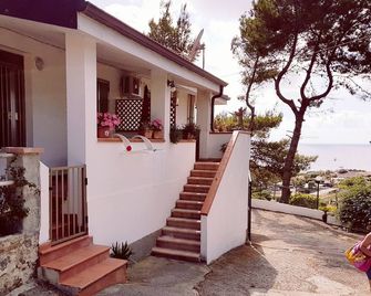 Hotel La Praia - Zambrone - Schlafzimmer