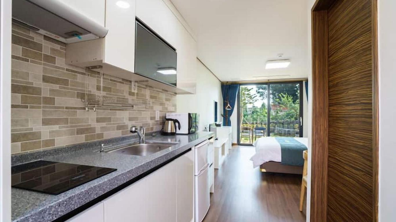 ميسوجا بينشين