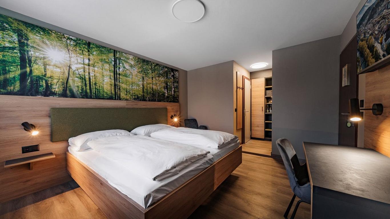 Hotel Linde - 24h Self Check-in