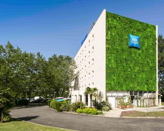 ibis budget Bordeaux Aeroport - Mérignac - Building