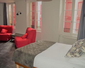 Logis Hotel & Restaurant Le Carnot - Die - Slaapkamer