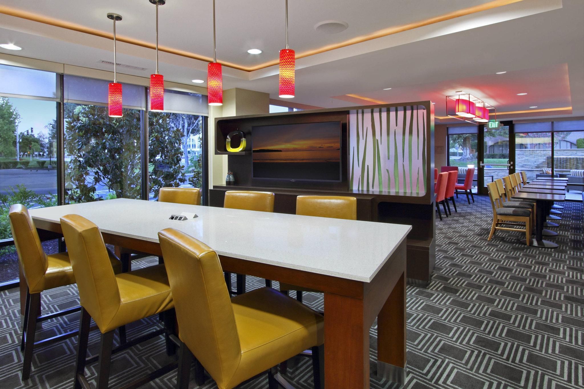 TownePlace Suites by Marriott San Jose Santa Clara - סנטה קלרה - מסעדה
