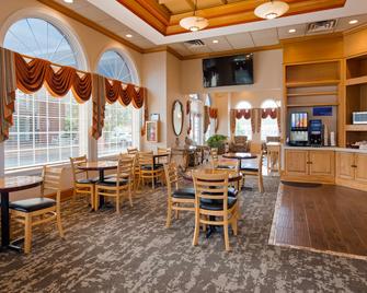 Best Western Fredericksburg - פרדריקסברג - מסעדה
