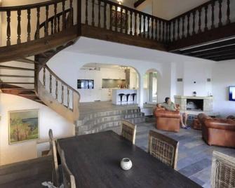 3 Br - Peaceful House with Lake View - Vitznau - Eetruimte