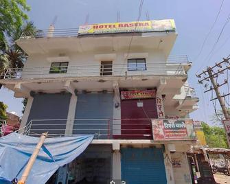 Hotel Basera - Patna - Building