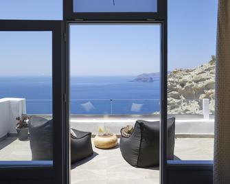 Thermes Luxury Villas And Spa - Megalochori - Balkón
