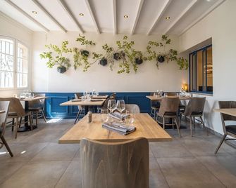 Hôtel Restaurant Du Lauragais Logis De France - Villenouvelle - Ресторан