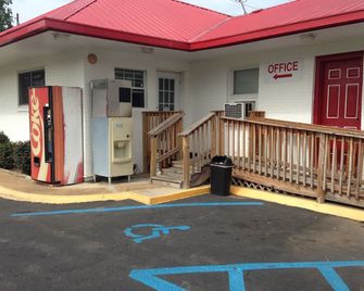 Ole English Inn - Tuscaloosa