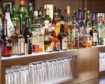 Ellington Lodge at The Concorde - Eastleigh - Bar