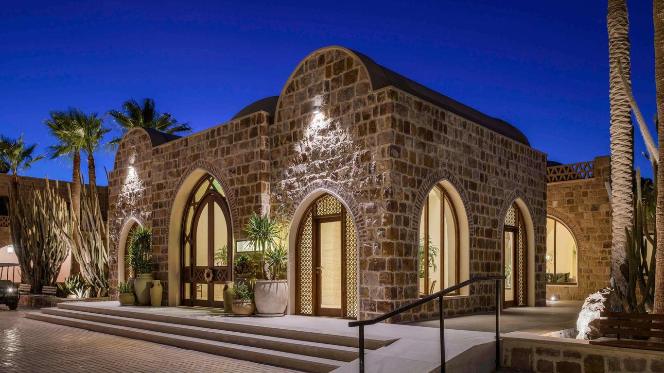 منتجع موفنبيك القصير