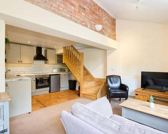 Cosy Contained Riverside 1bed - 2 Floors - Parking - Bridgwater - Living room