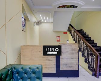 OYO 29345 Hotel Samrat - Durg - Front desk