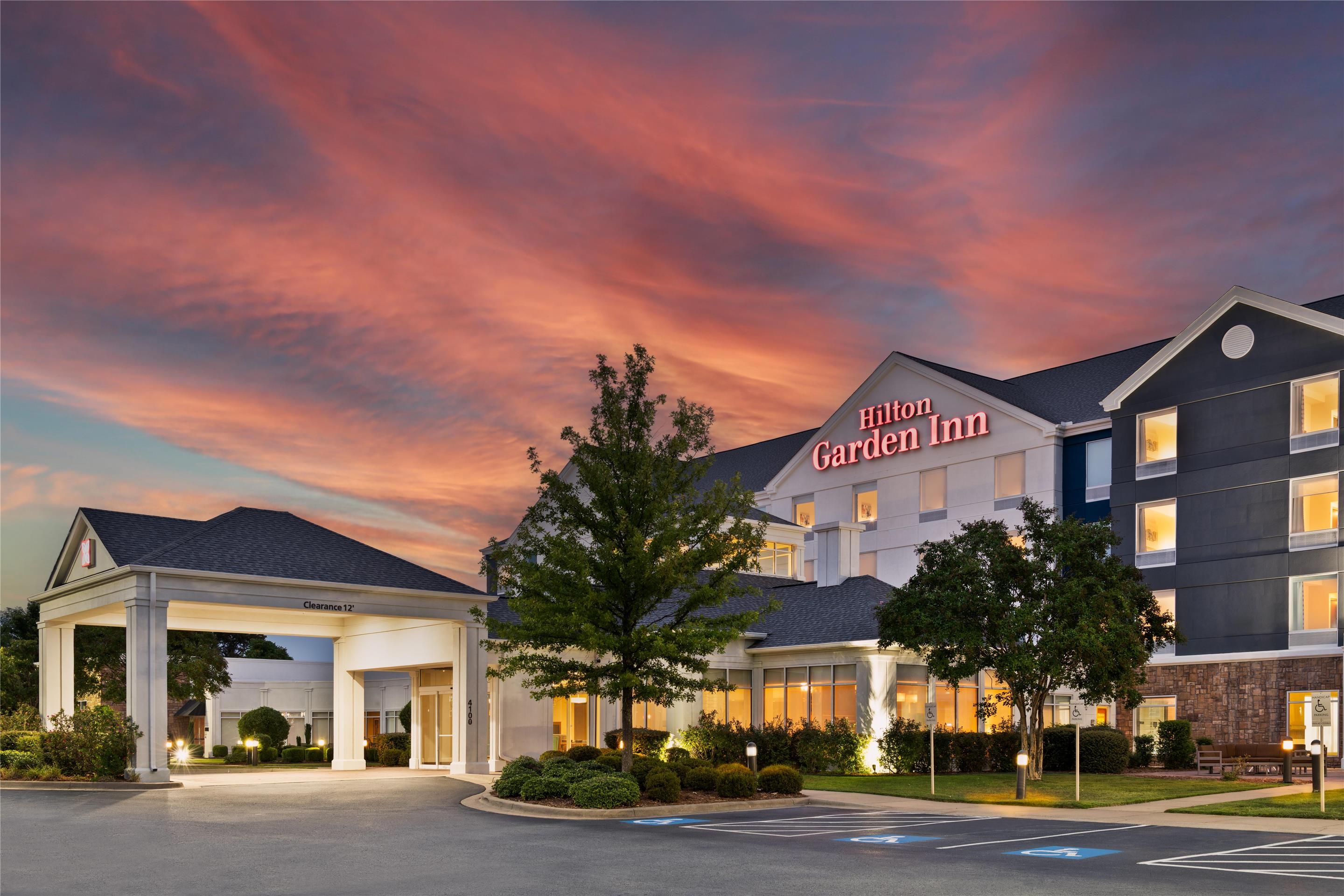 Hilton Garden Inn North Little Rock - נורת' ליטל רוק - בניין