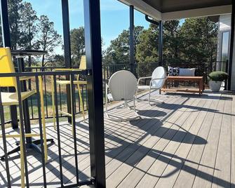 Hermitage Guesthouse - Belle Fourche - Balkon