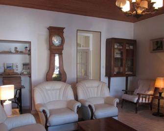 Gîte Huriel, 4 pièces, 5 personnes - FR-1-489-27 - Huriel - Sala de estar